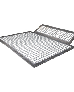 Wire mesh guard below drive floor conveyor